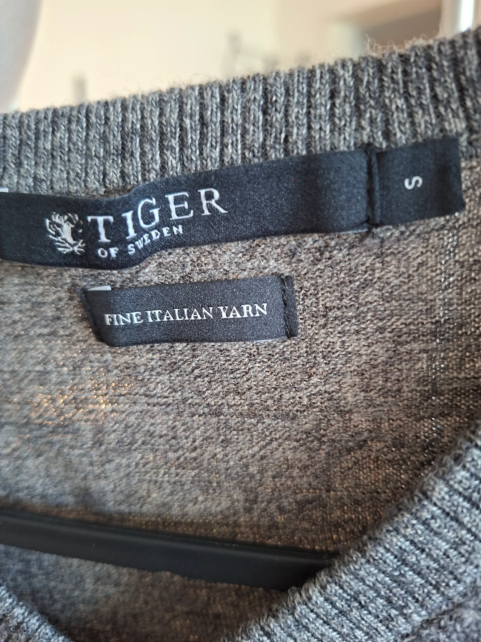 Tiger of Sweden-ulltröja NWOT - Image 2