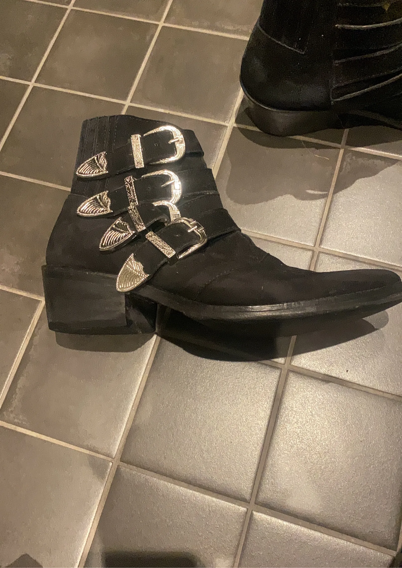 Toga Pulla-boots - Image 5