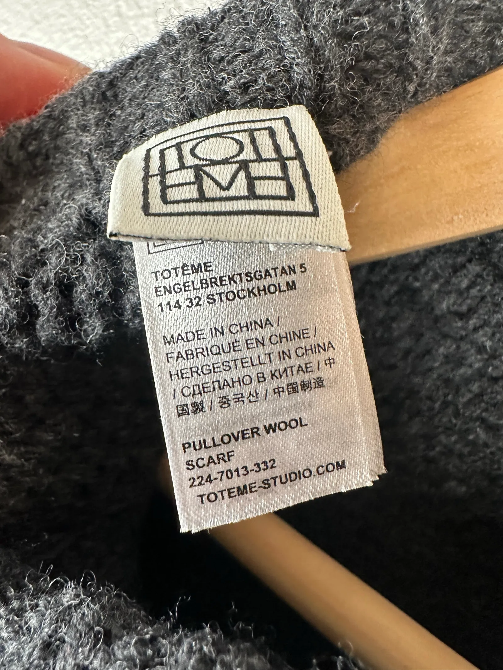Toteme Pullover Wool Scarf-poncho - Image 3