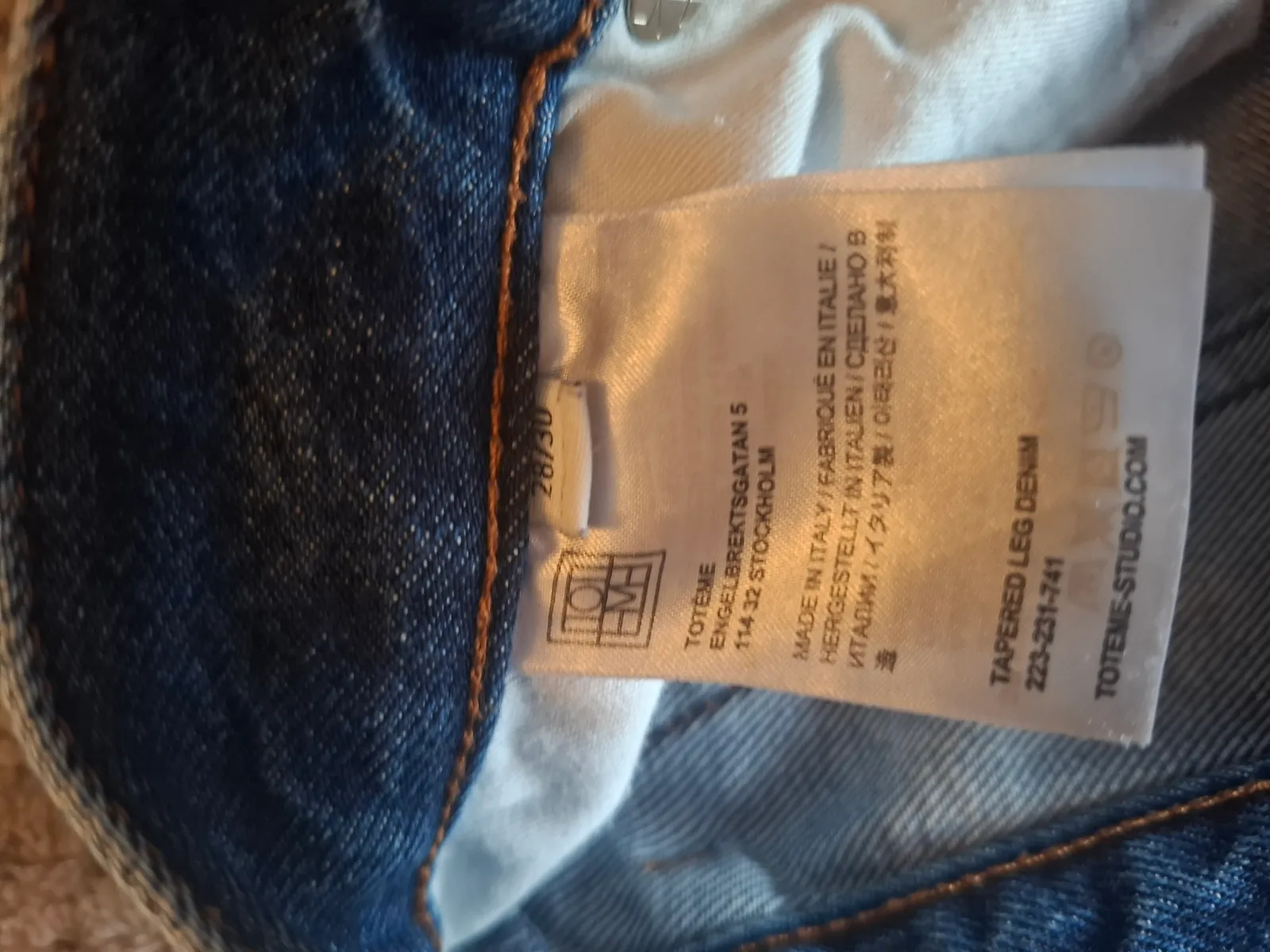 Toteme Tapered Leg Denim-jeans - Image 2