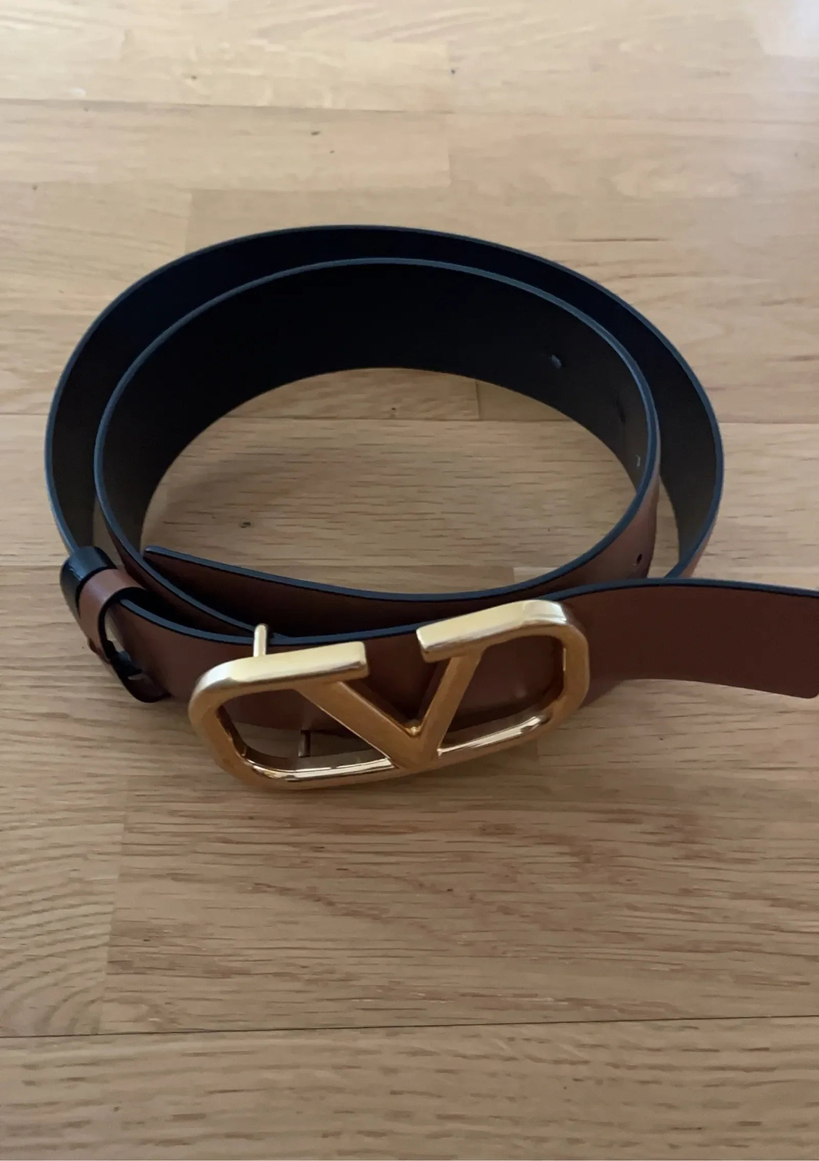 Valentino Vlogo Signature Reversible Leather Belt-skinnbälte - Image 2