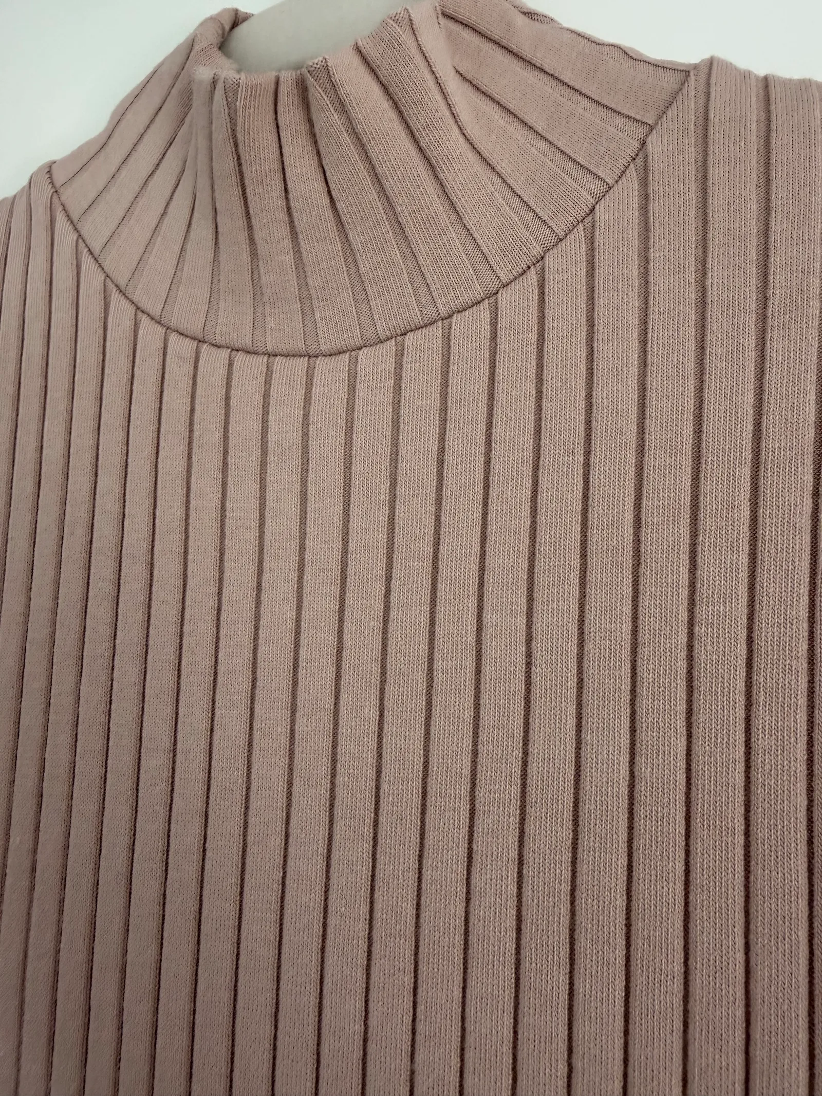 Varley-topp NWOT - Image 7