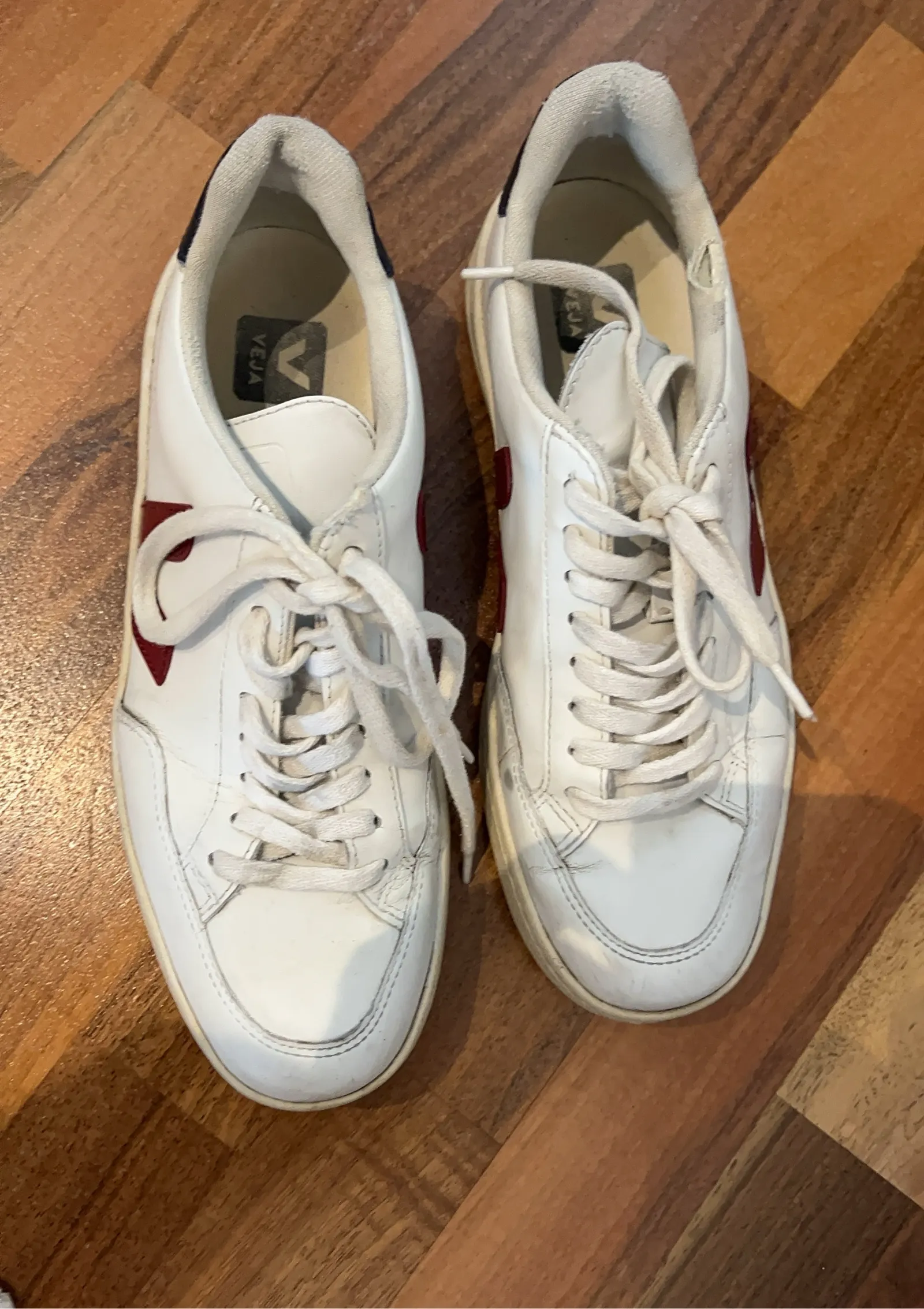 Veja-skinnsneakers - Image 2
