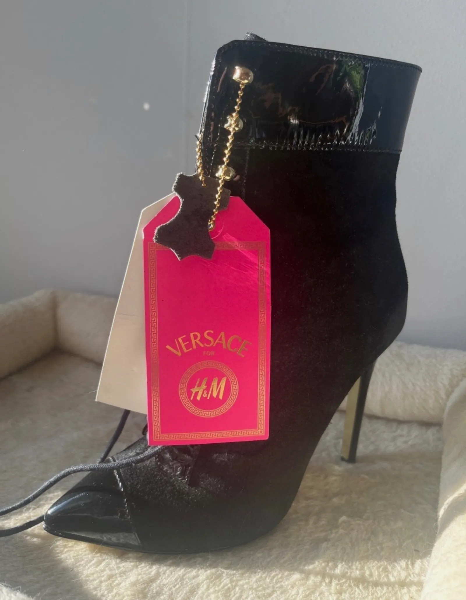 Versace-skinnboots NWOT - Image 3