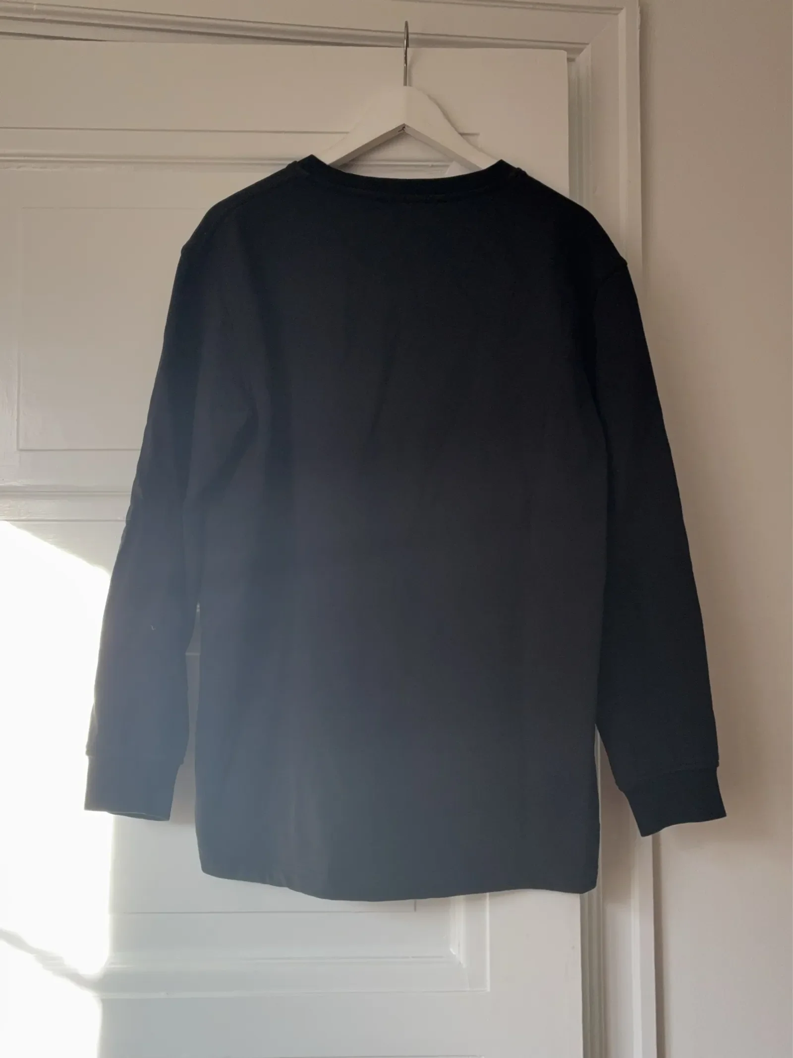 Whyred-sweatshirt - Image 4
