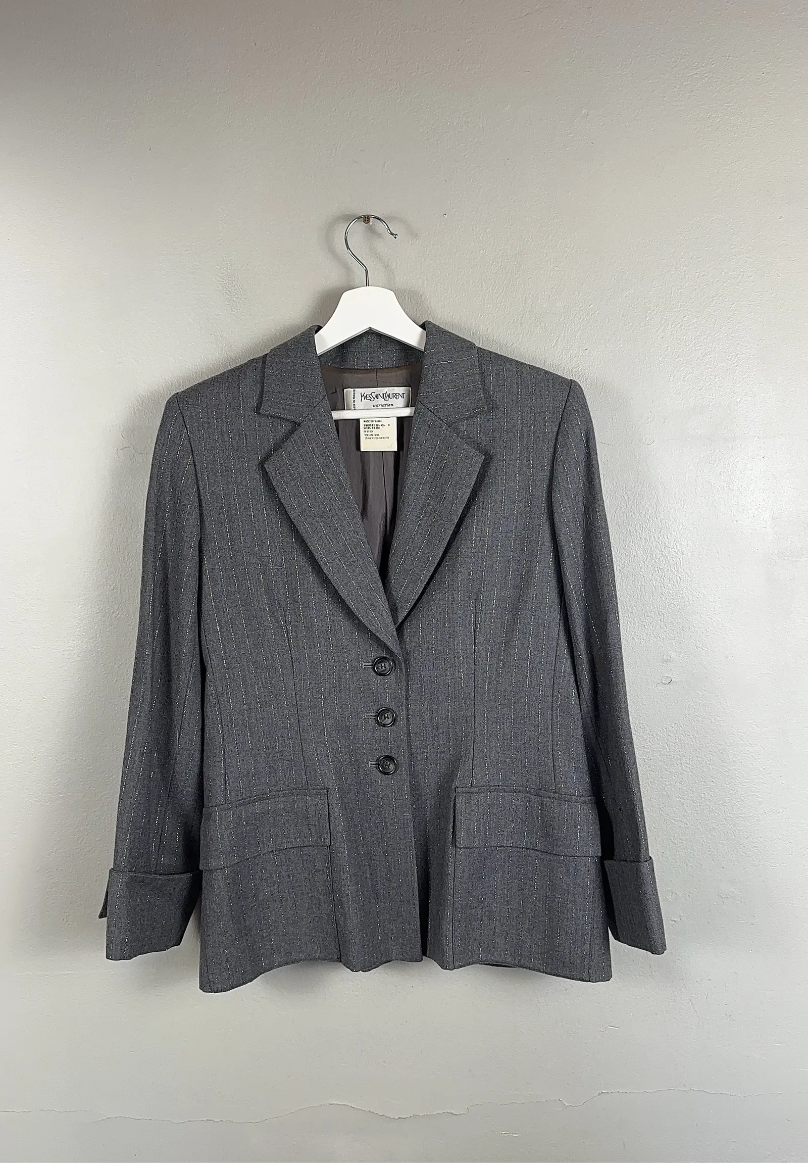 Yves Saint Laurent-ullkostym - Image 4