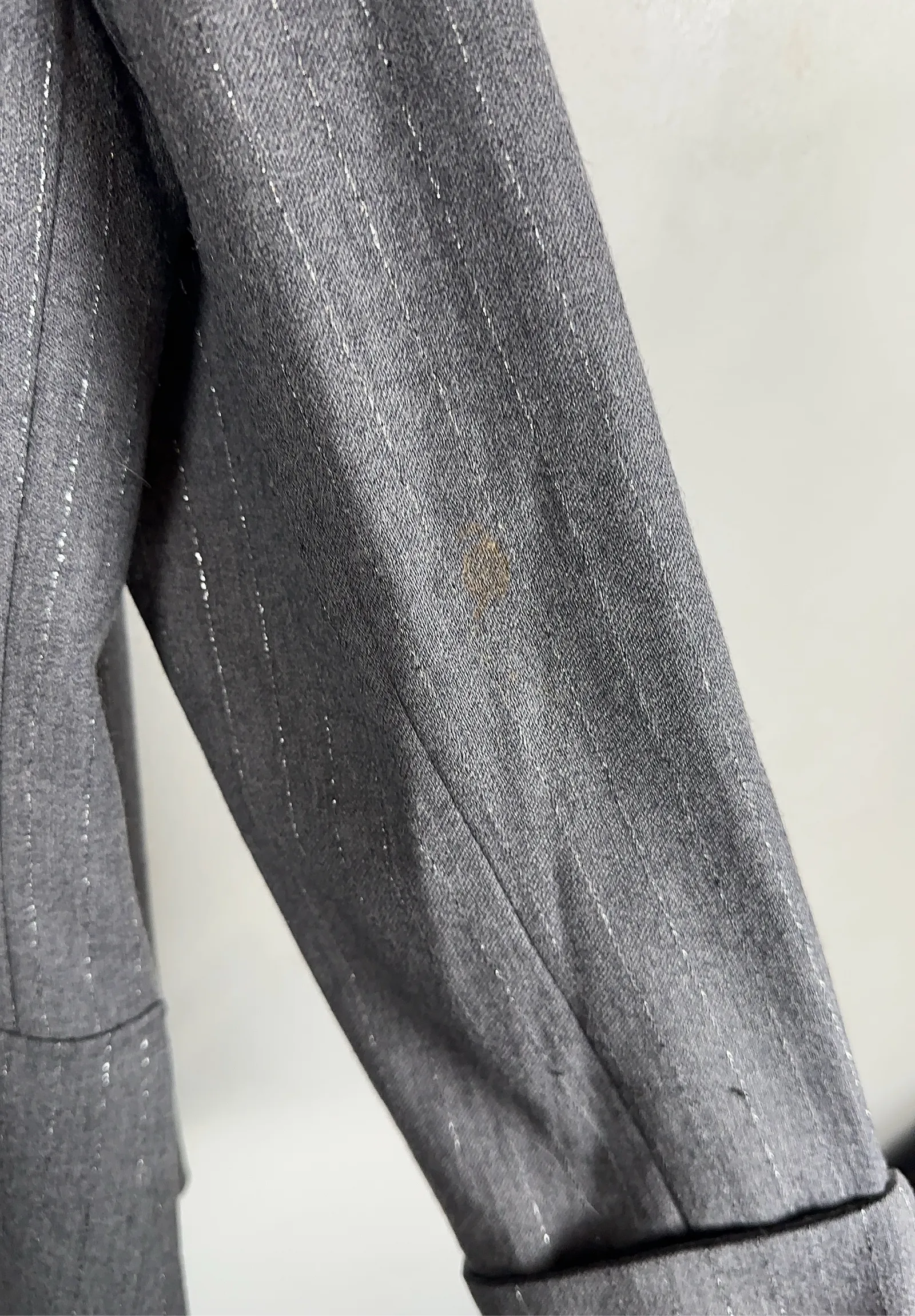 Yves Saint Laurent-ullkostym - Image 9
